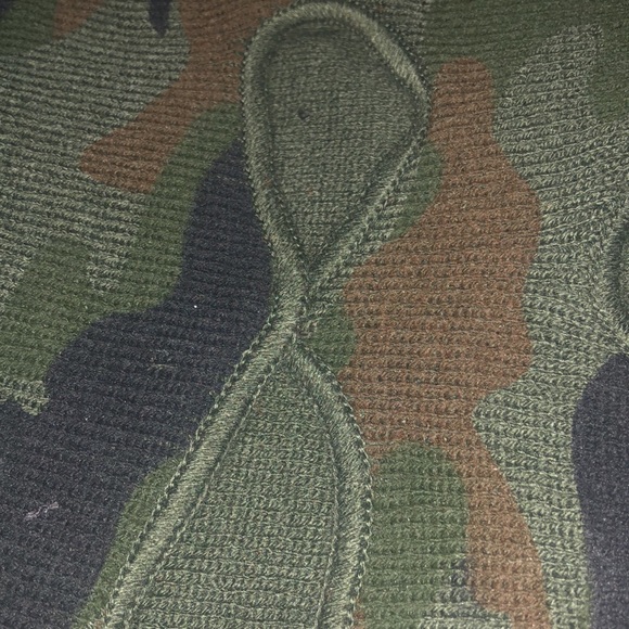 THREE HOLE MASK - Picture 9 of 13